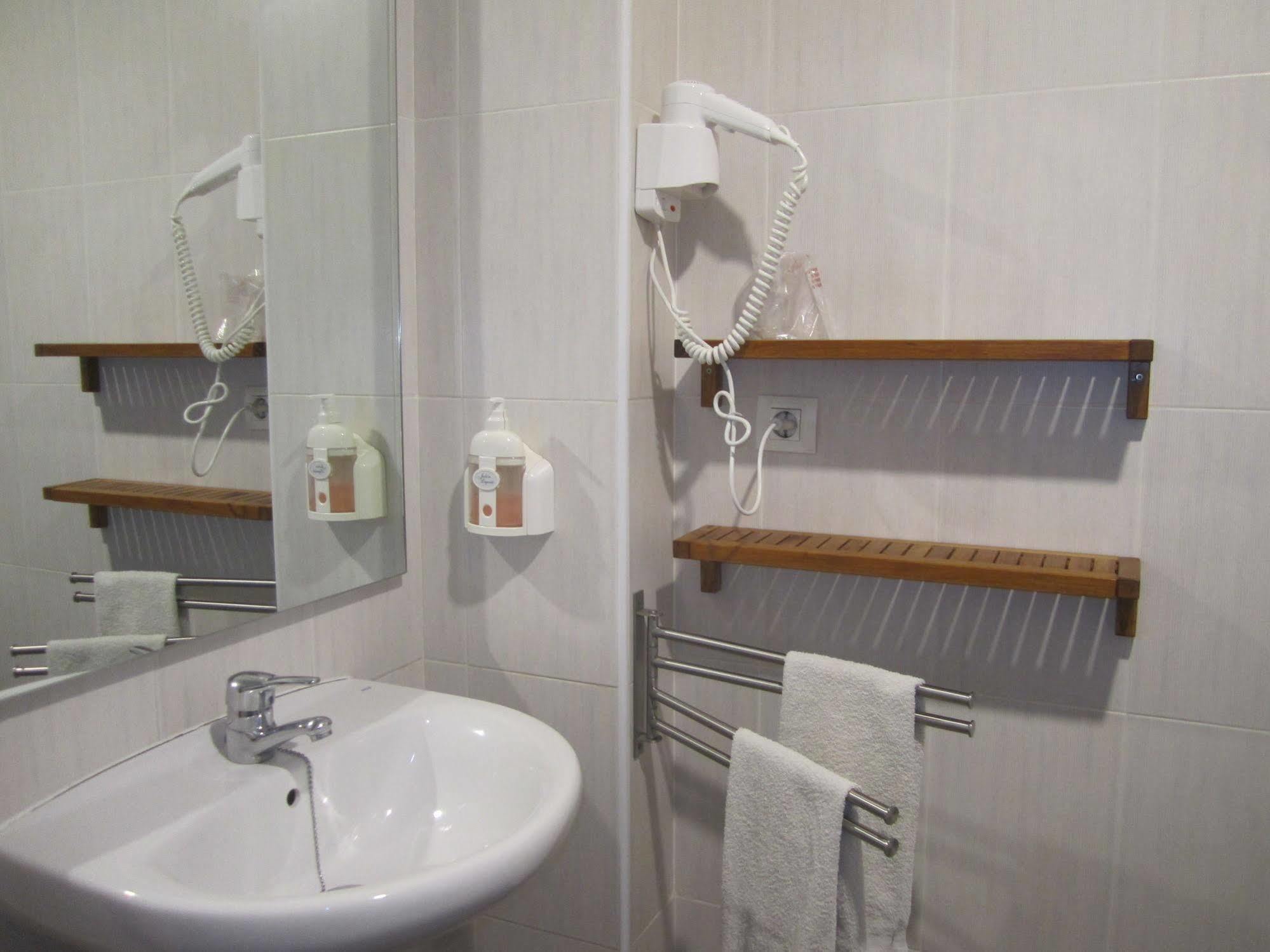 Hostal El Estudio 알만사 외부 사진