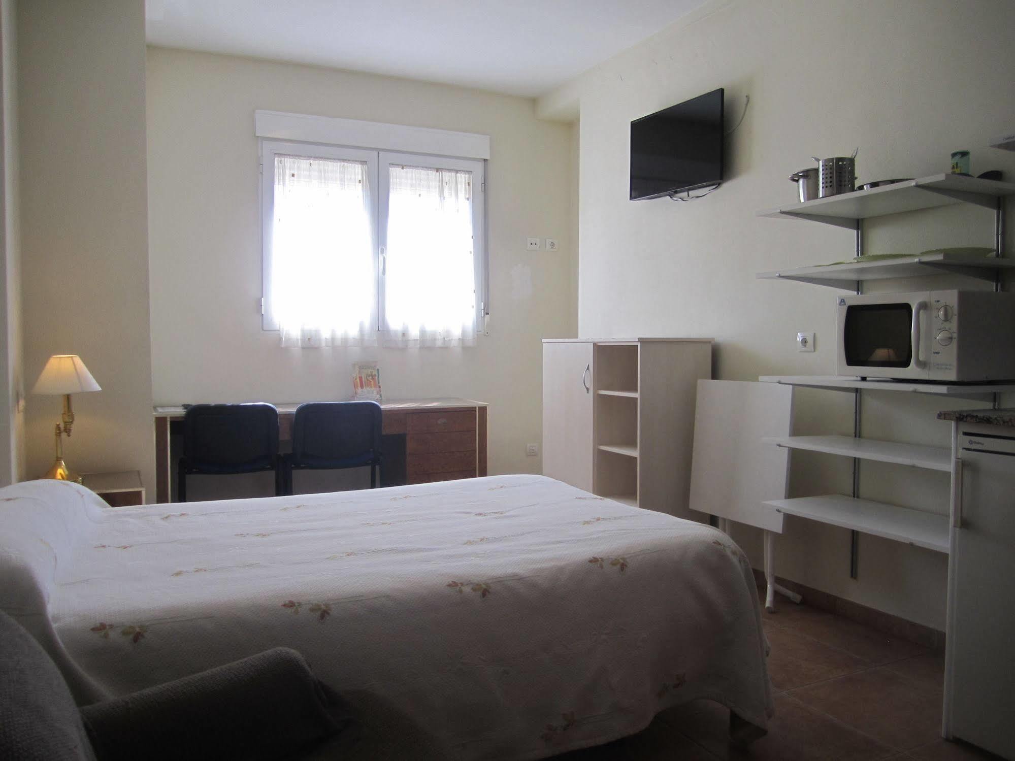Hostal El Estudio 알만사 외부 사진