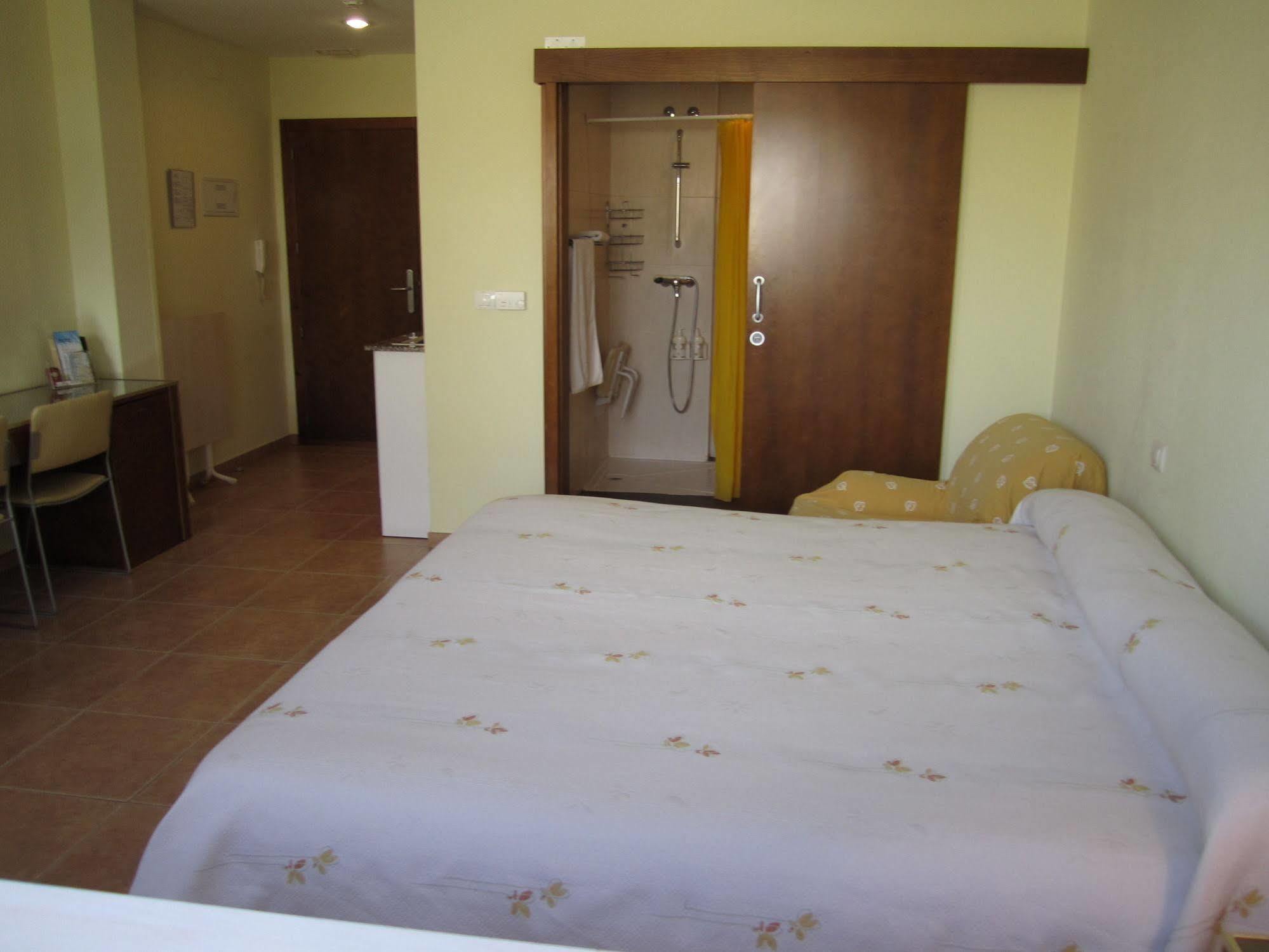 Hostal El Estudio 알만사 외부 사진